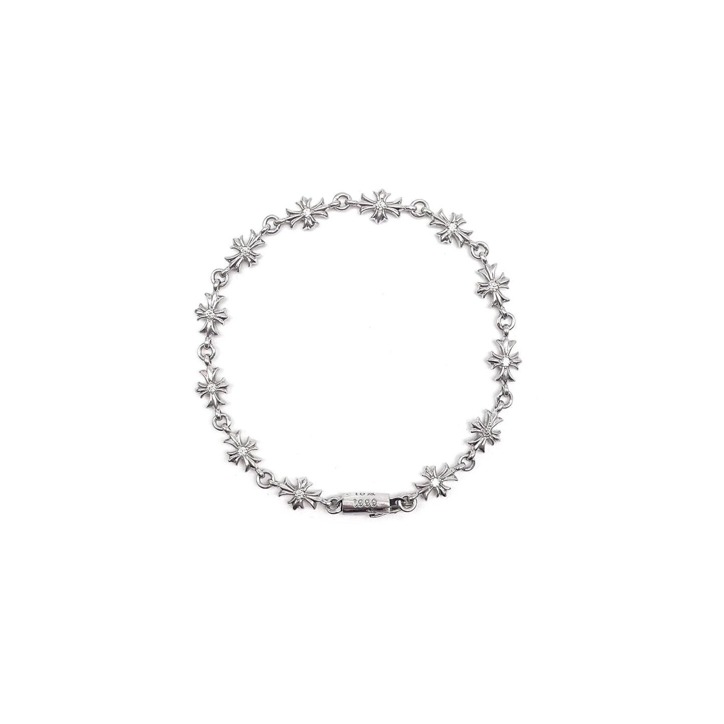 18K White Gold Diamonds Tiny E Bracelet